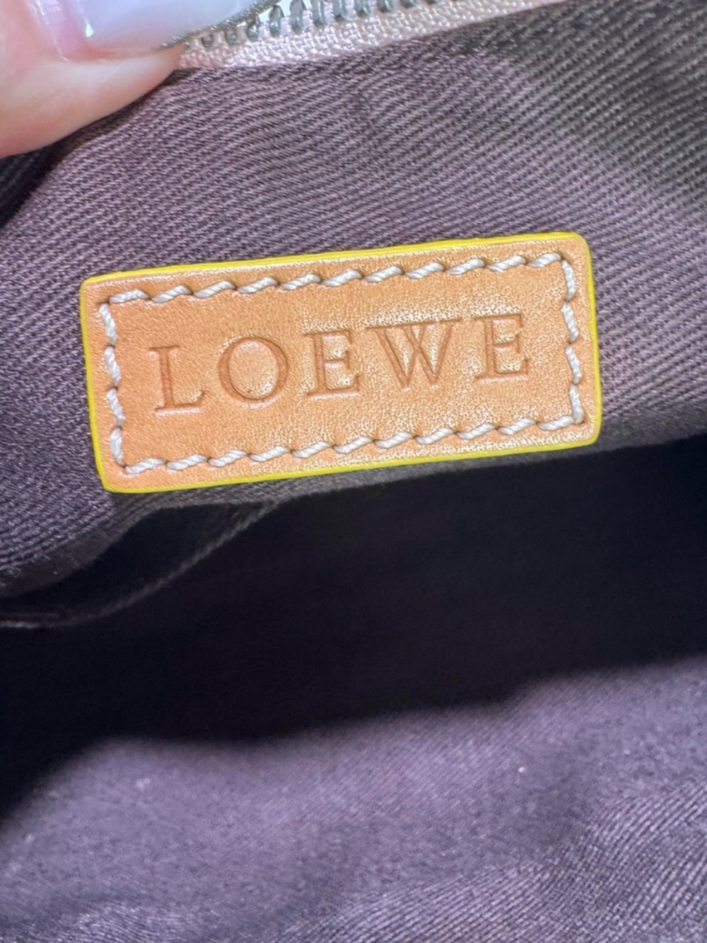 Vintage LOEWE Pink & Tan Anagram Bowler Handbag - Picture 9 of 10